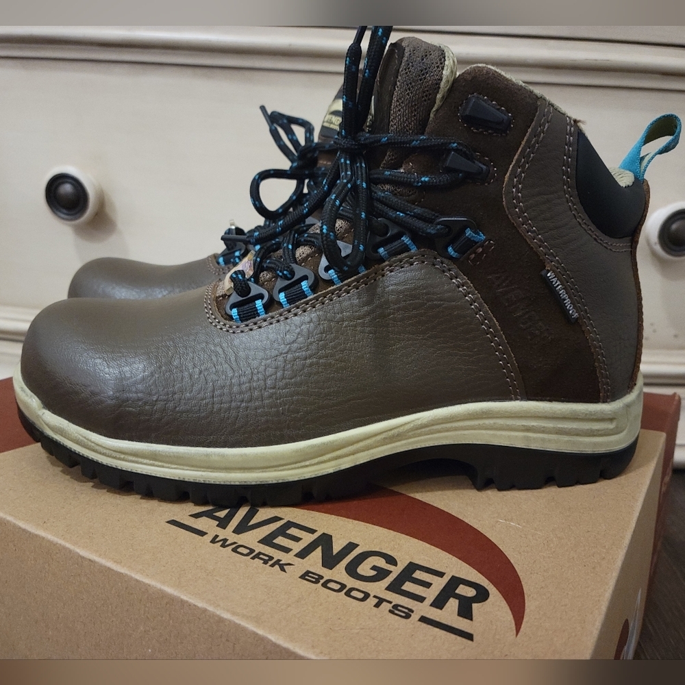 ❣️EUC Avenger Breaker Waterproof Composite Toe Boots, size 7B